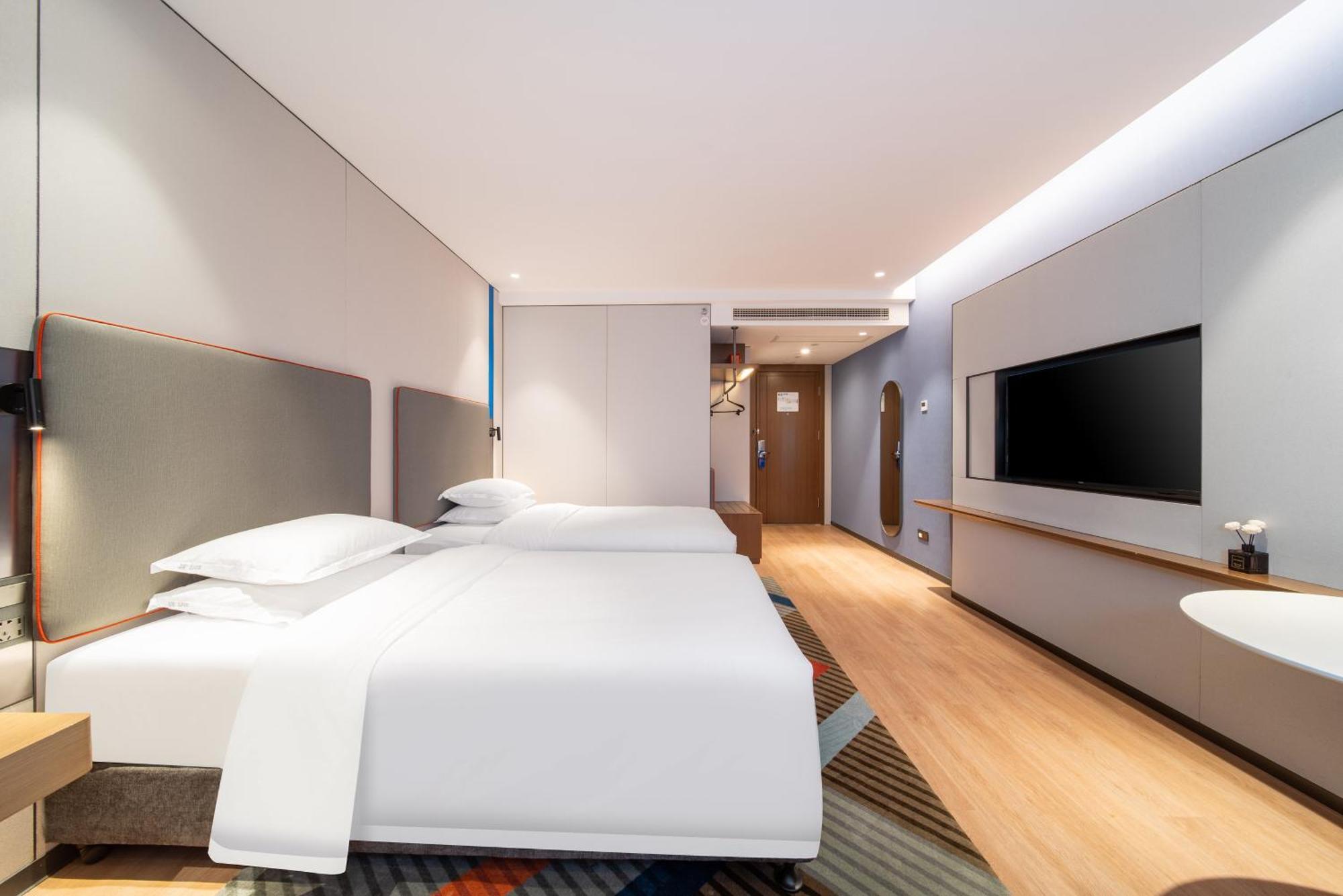 Holiday Inn Express Shanghai Pujiang Lianhang Road By Ihg Exterior foto